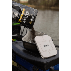 Krabice na pelet s sítkem Feeder Bait 1,9l