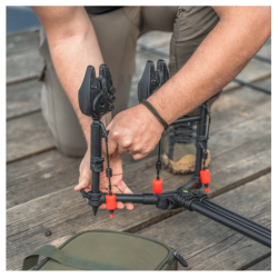 Avid Carp Revolve Super Low Pod Ständer für 2 oder 3 Ruten