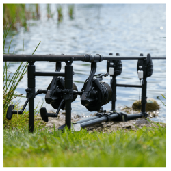 Avid Carp Revolve Super Low Pod 2 or 3 rod rack
